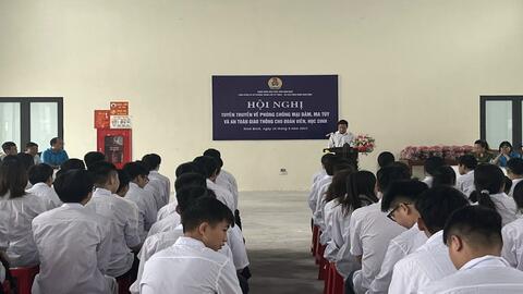 Hội nghị tuyên truyền về phòng chống mại dâm, ma túy cho đoàn viên công đoàn và học sinh