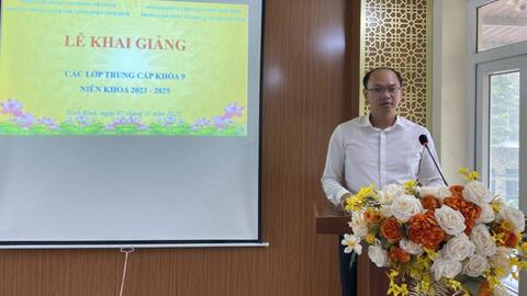 Khai giảng các lớp Trung cấp niên khoá 2023-2025 tại Trung tâm Giáo dục thường xuyên, Tin học và ngoại ngữ tỉnh Ninh Bình.