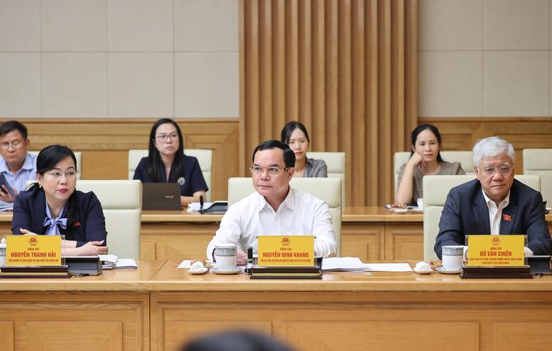 Thủ tướng: Tổ chức Đại hội Thi đua yêu nước toàn quốc lần thứ XI đặc sắc, lan tỏa, tạo động lực, truyền cảm hứng- Ảnh 7. Thủ tướng: Tổ chức Đại hội Thi đua yêu nước toàn quốc lần thứ XI đặc sắc, lan tỏa, tạo động lực, truyền cảm hứng- Ảnh 7.